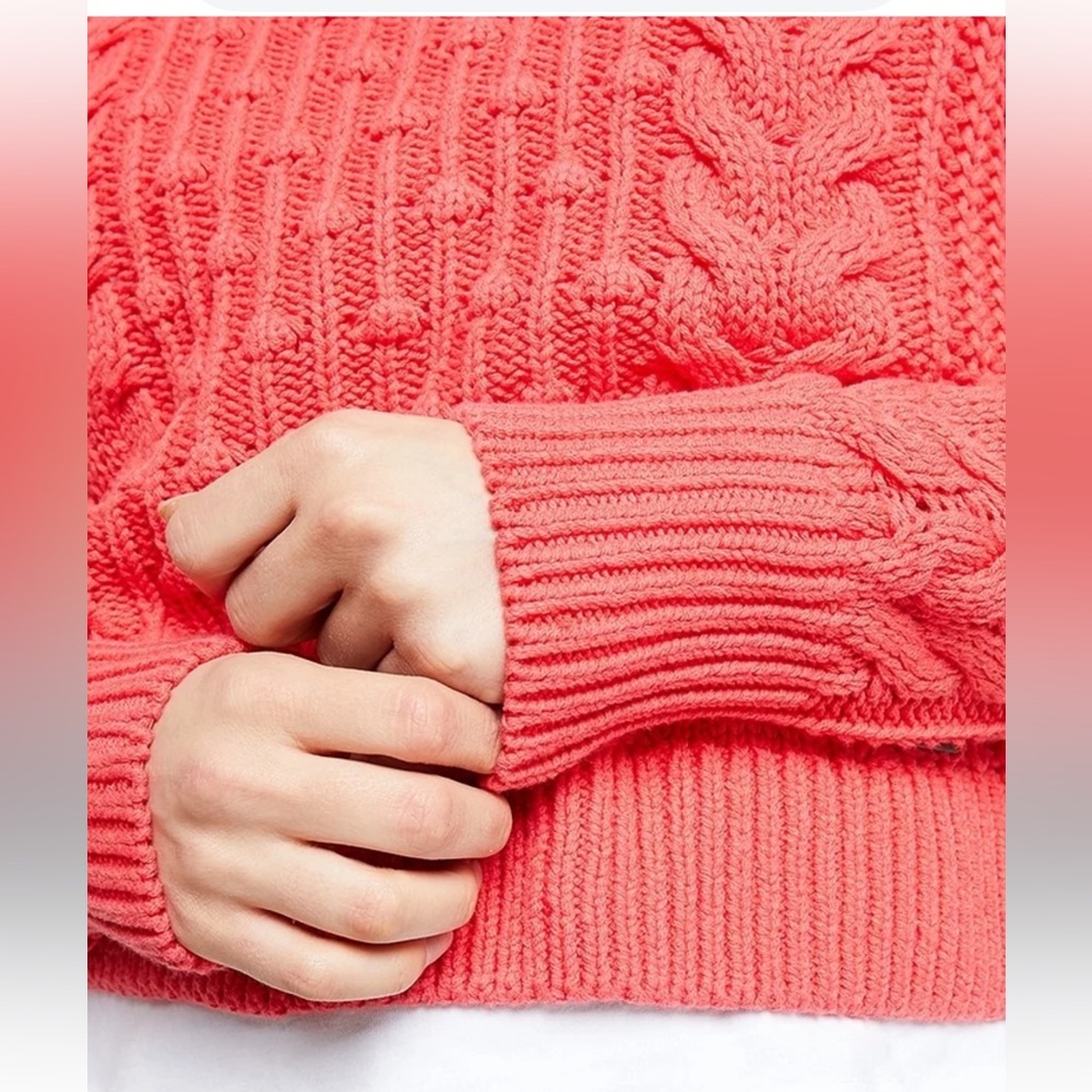Abercrombie & Fitch Cable Knit Sweater - Picture 14 of 15